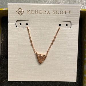 Kendra Scott Rose Gold Perry Pendant Necklace